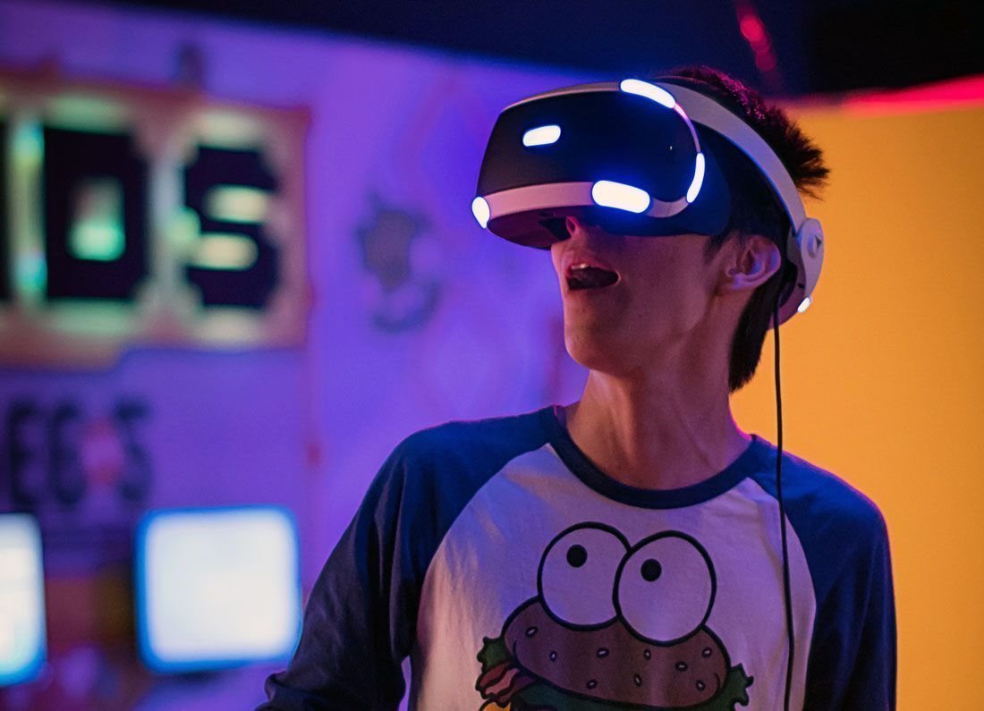 Don\'t Be Fooled By New Oculus VR Kills IRL If Your Game Character Dies tech technology headset